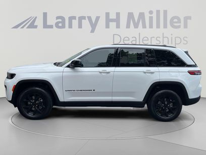 Used 2026 Jeep Grand Cherokee Altitude