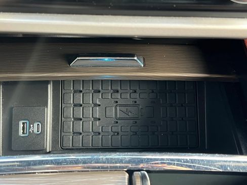 Used 2024 Ford Expedition Max Limited image 38