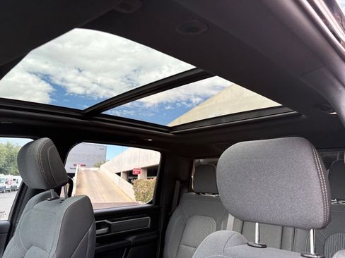Used 2023 RAM 1500 Big Horn AWD/4WD image 10