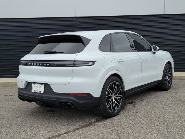 Used 2025 Porsche Cayenne S w/ Premium Package Plus AWD/4WD image 7