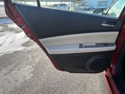 Used 2009 MAZDA MAZDA6 s Grand Touring w/ Moonroof & Bose Pkg image 18