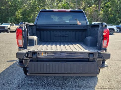 Used 2023 GMC Sierra 1500 Elevation AWD/4WD image 9