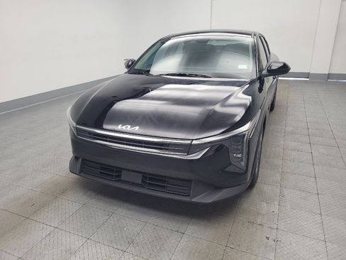 Used 2025 Kia K4 FWD image 15