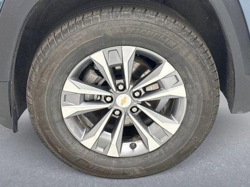 Used 2026 Chevrolet Equinox LT AWD/4WD image 21