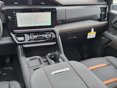 New 2025 GMC Sierra 3500 AT4 w/ Technology Package image 37