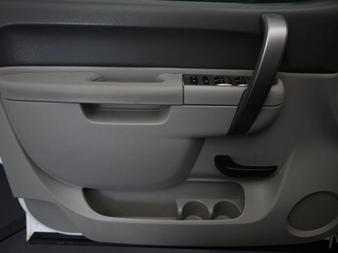 Used 2013 Chevrolet Silverado 3500 W/T image 10