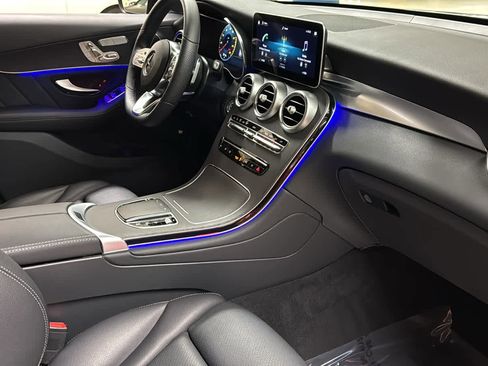 Used 2022 Mercedes-Benz GLC 300 4MATIC image 36