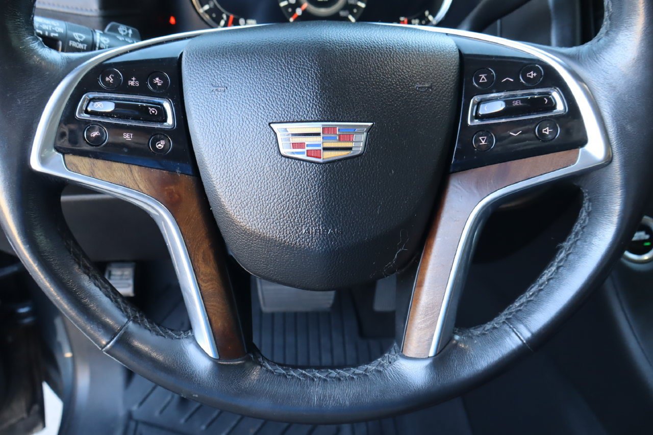 Used 2020 Cadillac Escalade Luxury RWD image 13