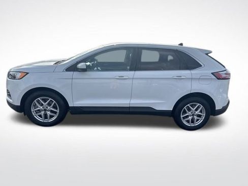 Used 2024 Ford Edge SEL image 2