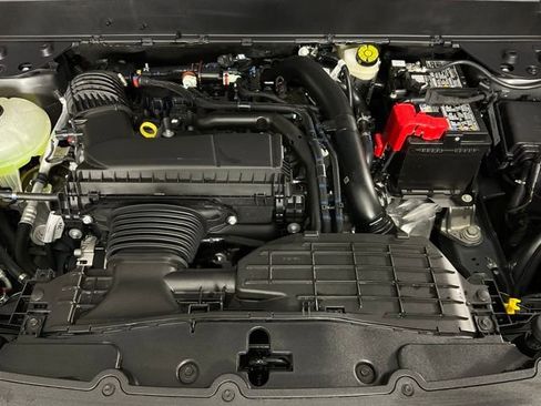 New 2025 Ford Maverick XLT w/ Equipment Group 302A image 9