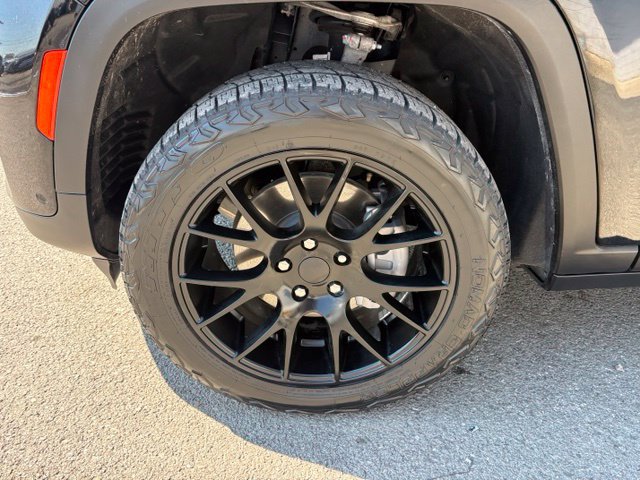 Used 2022 Jeep Grand Cherokee Limited 4xe w/ Luxury Tech Group II AWD/4WD image 13