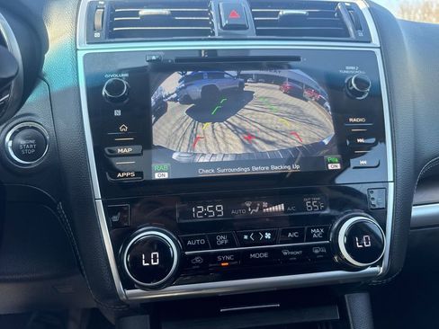 Used 2018 Subaru Outback 2.5i Limited image 17
