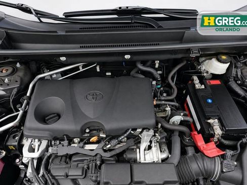 Used 2021 Toyota RAV4 LE FWD image 17