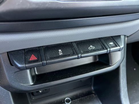 Used 2022 GMC Canyon Elevation Standard w/ Convenience Package image 17