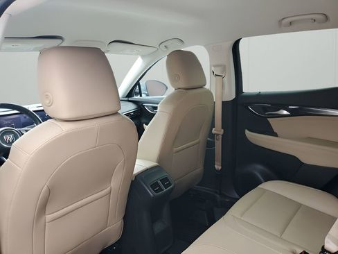 Used 2025 Buick Envision Preferred image 18