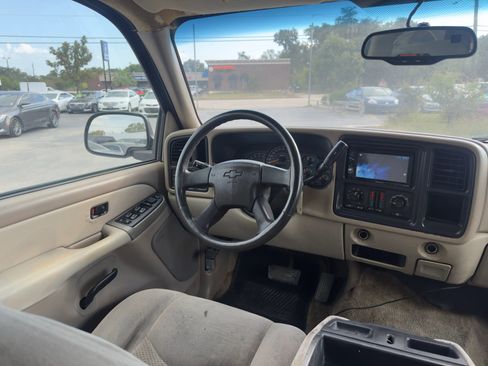 Used 2003 Chevrolet Tahoe LS image 11
