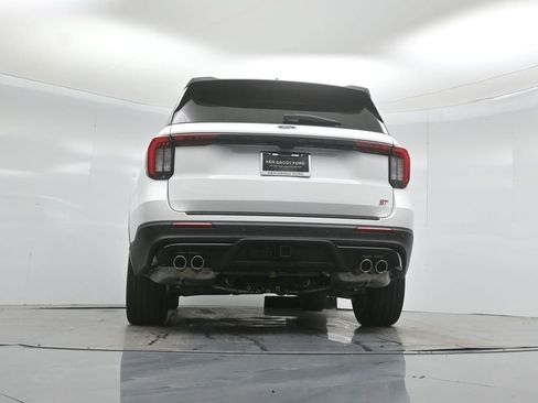 New 2026 Ford Explorer ST image 48