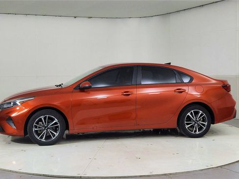 Used 2023 Kia Forte LXS w/ LXS Technology Package image 4