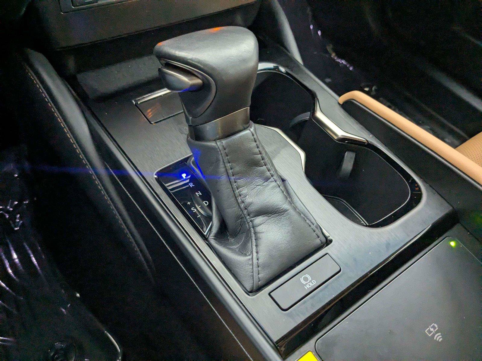 Used 2025 Lexus ES 350 w/ Premium Package FWD image 24