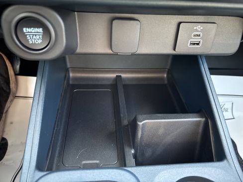 New 2025 Ford Maverick XLT w/ XLT Luxury Package image 30