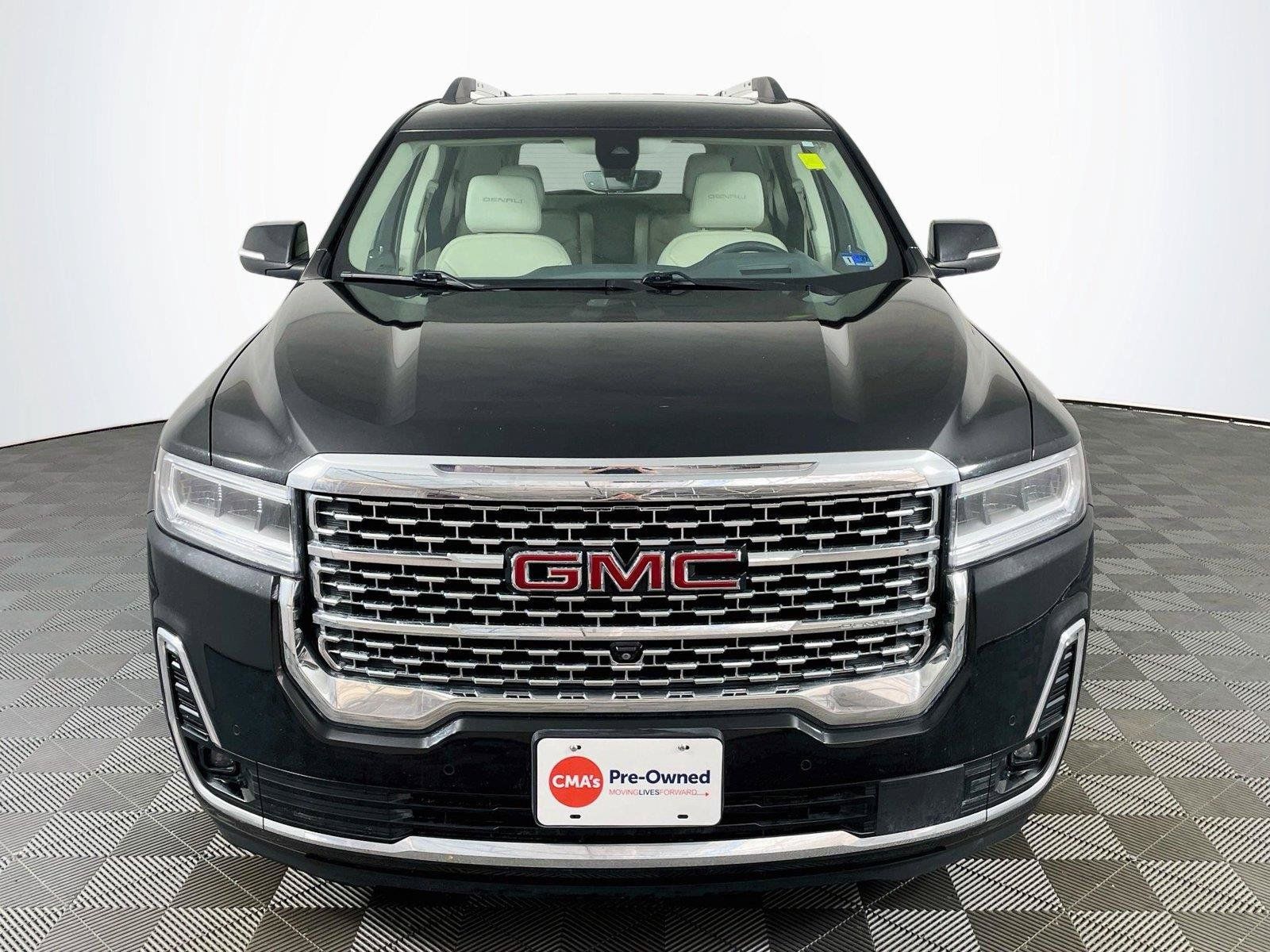 Used 2021 GMC Acadia Denali w/ Denali Technology Package FWD image 2