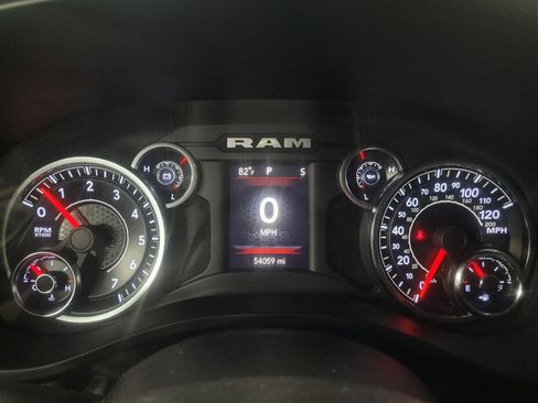 Used 2020 RAM 1500 Big Horn AWD/4WD image 23