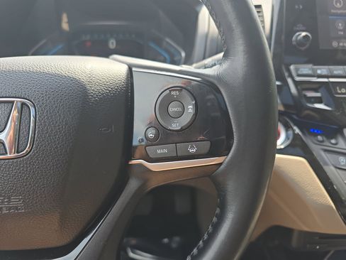 Used 2018 Honda Odyssey Elite image 21