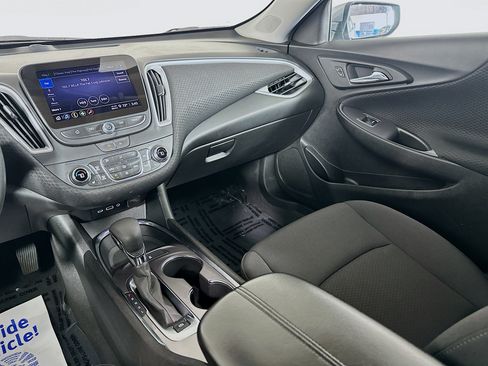 Used 2023 Chevrolet Malibu LT FWD image 21