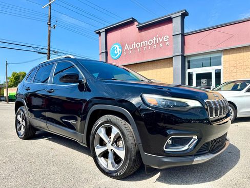 Used 2020 Jeep Cherokee Limited image 1