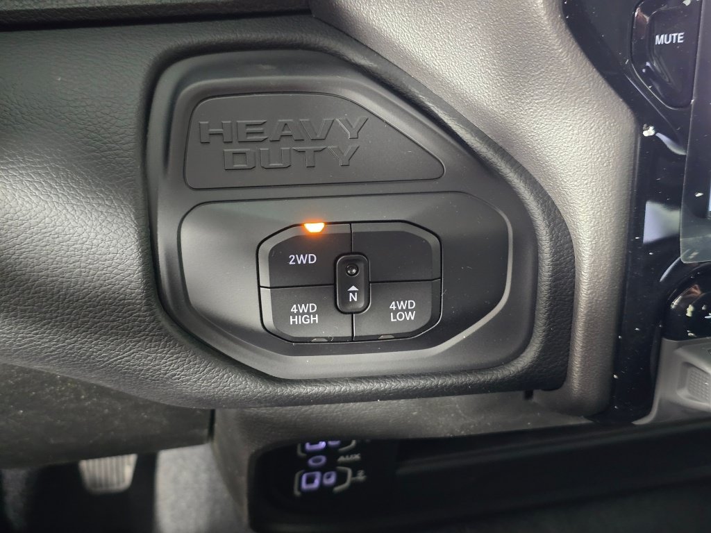 New 2026 RAM 2500 Laramie w/ Night Edition AWD/4WD image 29