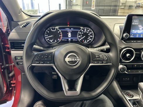 Certified 2025 Nissan Sentra SV FWD image 20