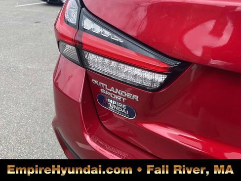 Used 2024 Mitsubishi Outlander Sport 2.0 S 4D Sport Utility image 6