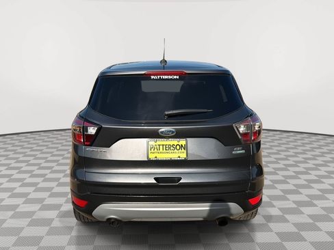 Used 2017 Ford Escape SE FWD image 3