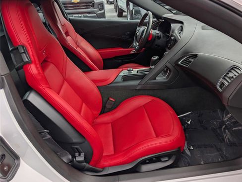 Used 2017 Chevrolet Corvette Grand Sport image 12