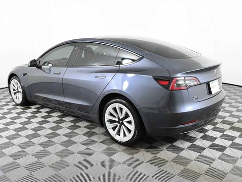 Used 2023 Tesla Model 3 Standard Range RWD image 7