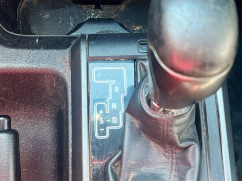 Used 2016 Toyota Tacoma TRD Sport image 17