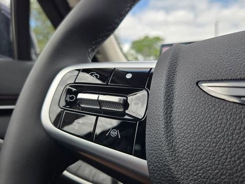 New 2026 Genesis GV70 2.5T Select AWD/4WD image 13