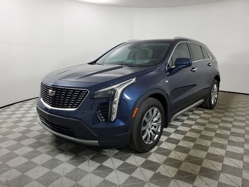 Used 2020 Cadillac XT4 Premium Luxury image 4