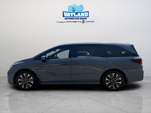 New 2026 Honda Odyssey Elite image 2