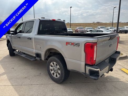 Used 2024 Ford F250 XLT w/ FX4 Off-Road Package image 8
