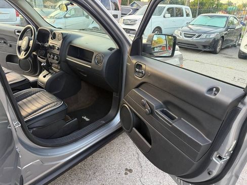 Used 2014 Jeep Patriot Sport FWD image 16