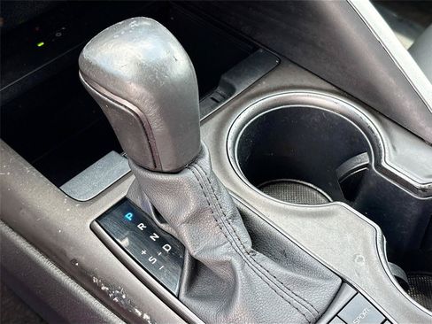 Used 2024 Toyota Camry SE w/ Audio Upgrade Package FWD image 16