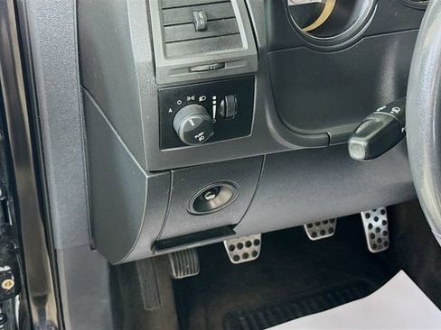 Used 2010 Dodge Challenger R/T image 11