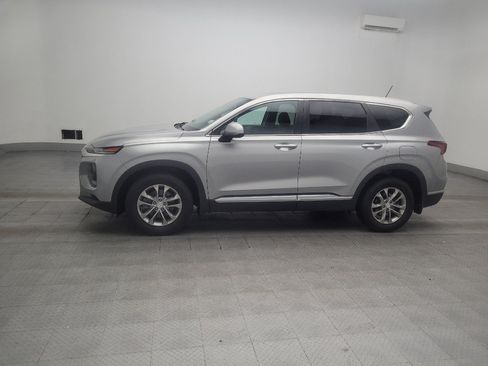 Used 2020 Hyundai Santa Fe SE AWD/4WD image 2