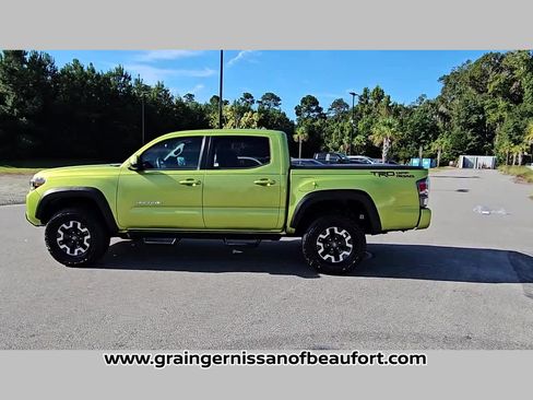 Used 2023 Toyota Tacoma TRD Off-Road image 23