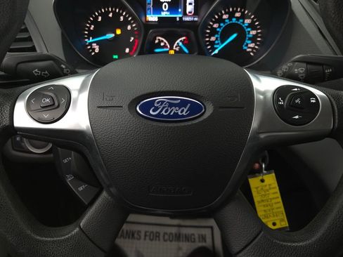 Used 2016 Ford Escape SE w/ SE Chrome Package image 19