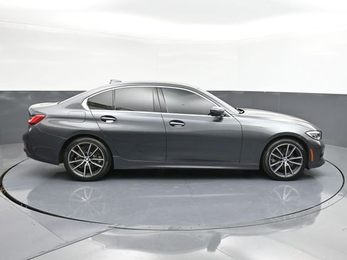 Used 2020 BMW 330i Sedan w/ Convenience Package image 9