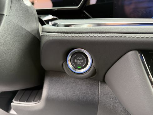 New 2025 Chevrolet Tahoe 4WD image 18