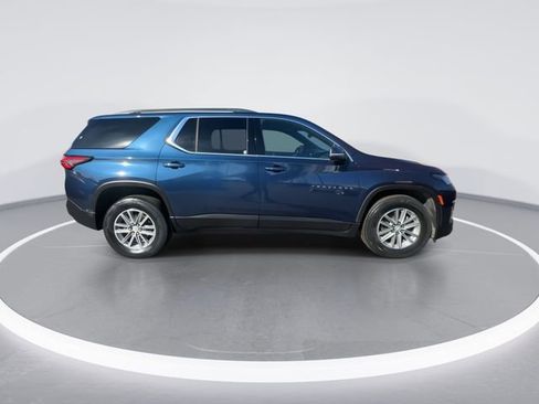 Used 2023 Chevrolet Traverse LT w/ LPO, Floor Liner Package image 9