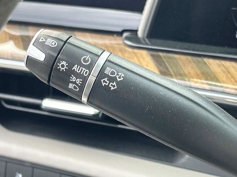 Used 2021 Cadillac Escalade Sport Platinum image 29